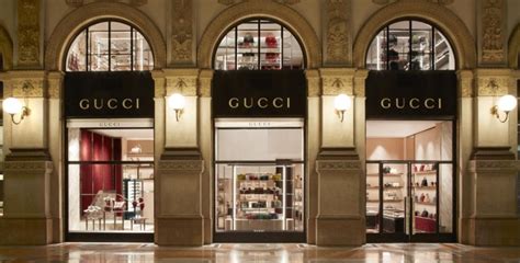 gucci milano galleria|tysons galleria gucci store.